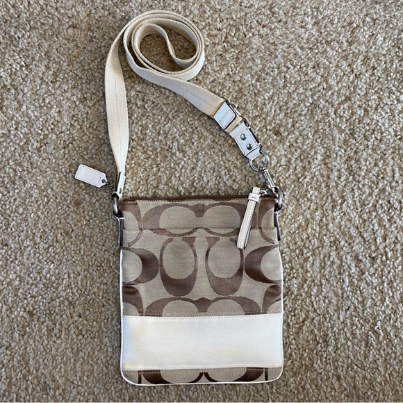 Coach Swingpack KhakiCream Signature Stripe Leather Bag - Picture 1 of 5